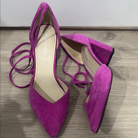 Marc Fisher‎ Cerana Fuchsia Suede Heels with Ankle Tie, Size 8.5 - Picture 2 of 7